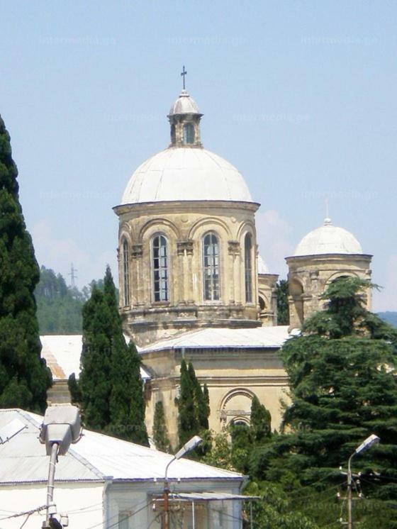 A Rioni Hotel Kutaisi Exterior photo